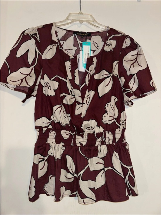 Sugarlips Tops - Women’s Floral Peplum Top by Sugarlips - Wine/ Cream)